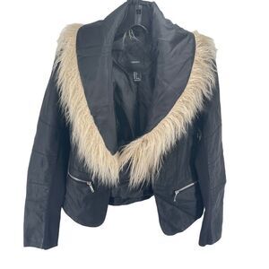 Forever 21 Women's Black Leather-look Faux Fur Collar Jacket NEW small NWT